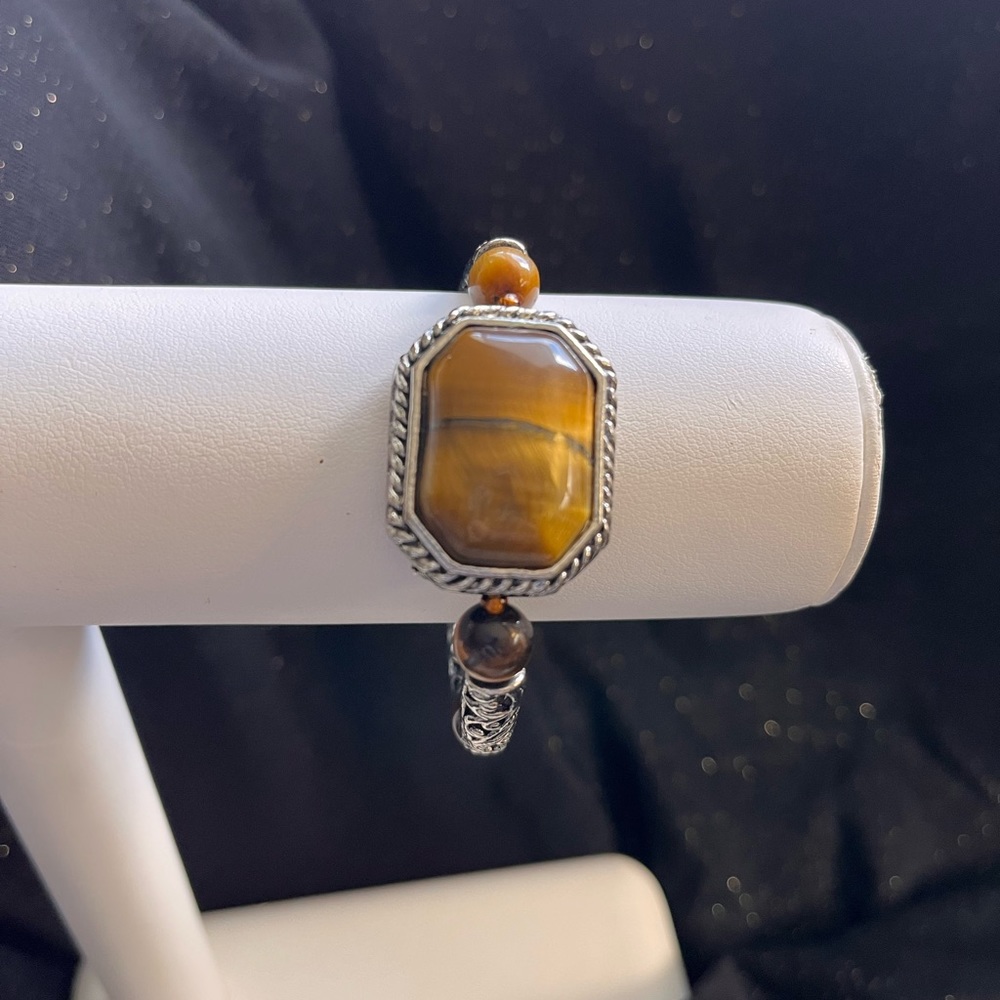 Silver and tiger eye stretch bracelet